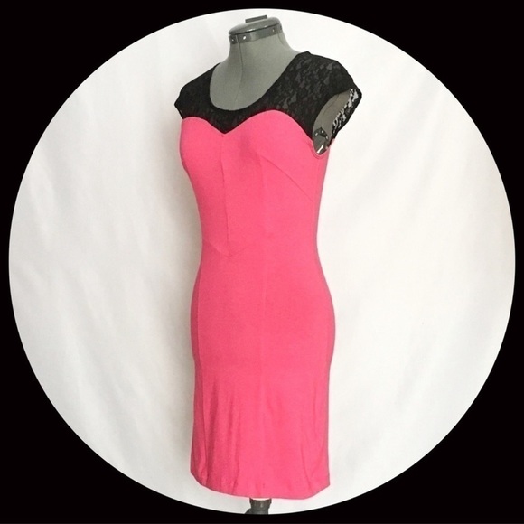 CITY STREETS Vibrant Hot Barbie Pink w/ Black Lace Body Con Dress Size S NWT! - Picture 3 of 6